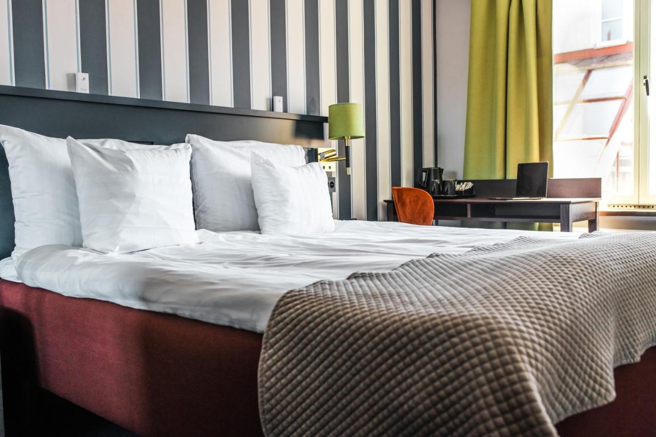 Profilhotels Calmar Stadshotell คาลมาร์ ภายนอก รูปภาพ