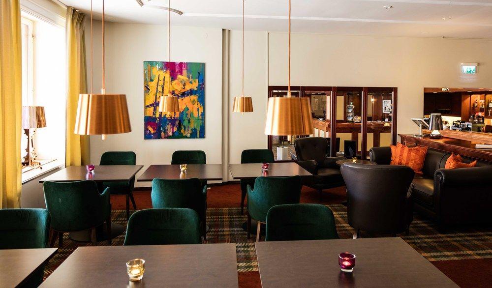 Profilhotels Calmar Stadshotell คาลมาร์ ภายนอก รูปภาพ