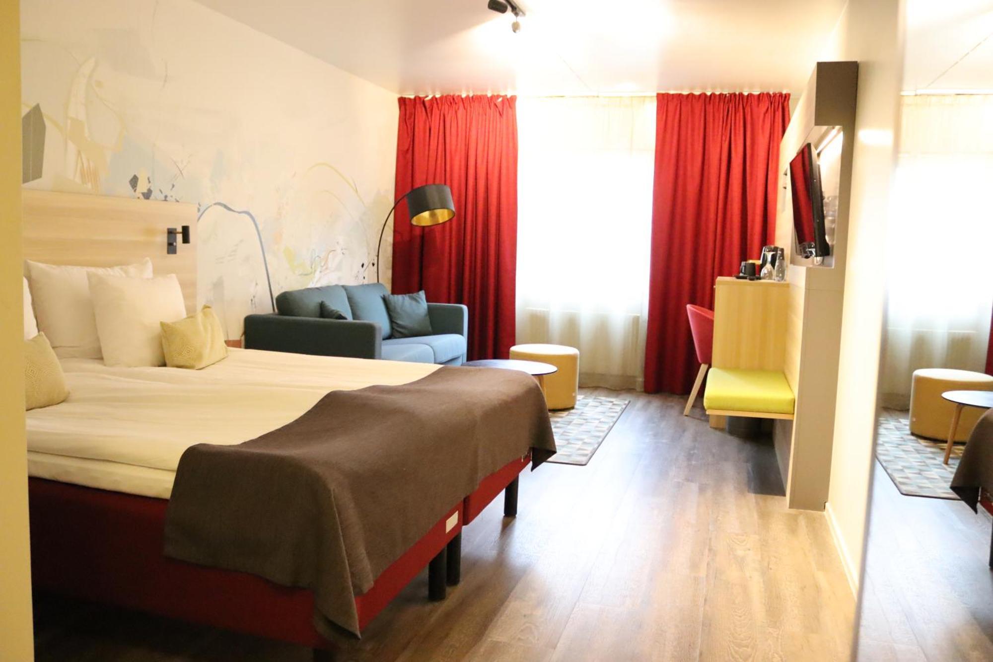 Profilhotels Calmar Stadshotell คาลมาร์ ภายนอก รูปภาพ